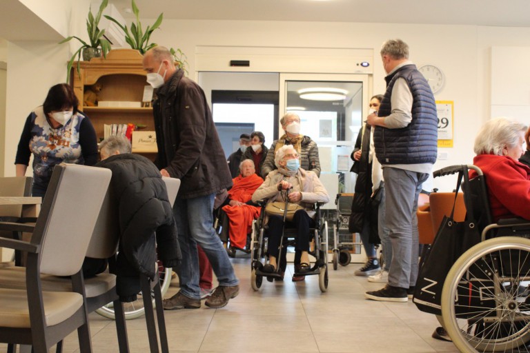 Een avondje ont-moeten bij een leerrijke tocht over ons huis en ons team en een afsluiter in Sparke Viers.