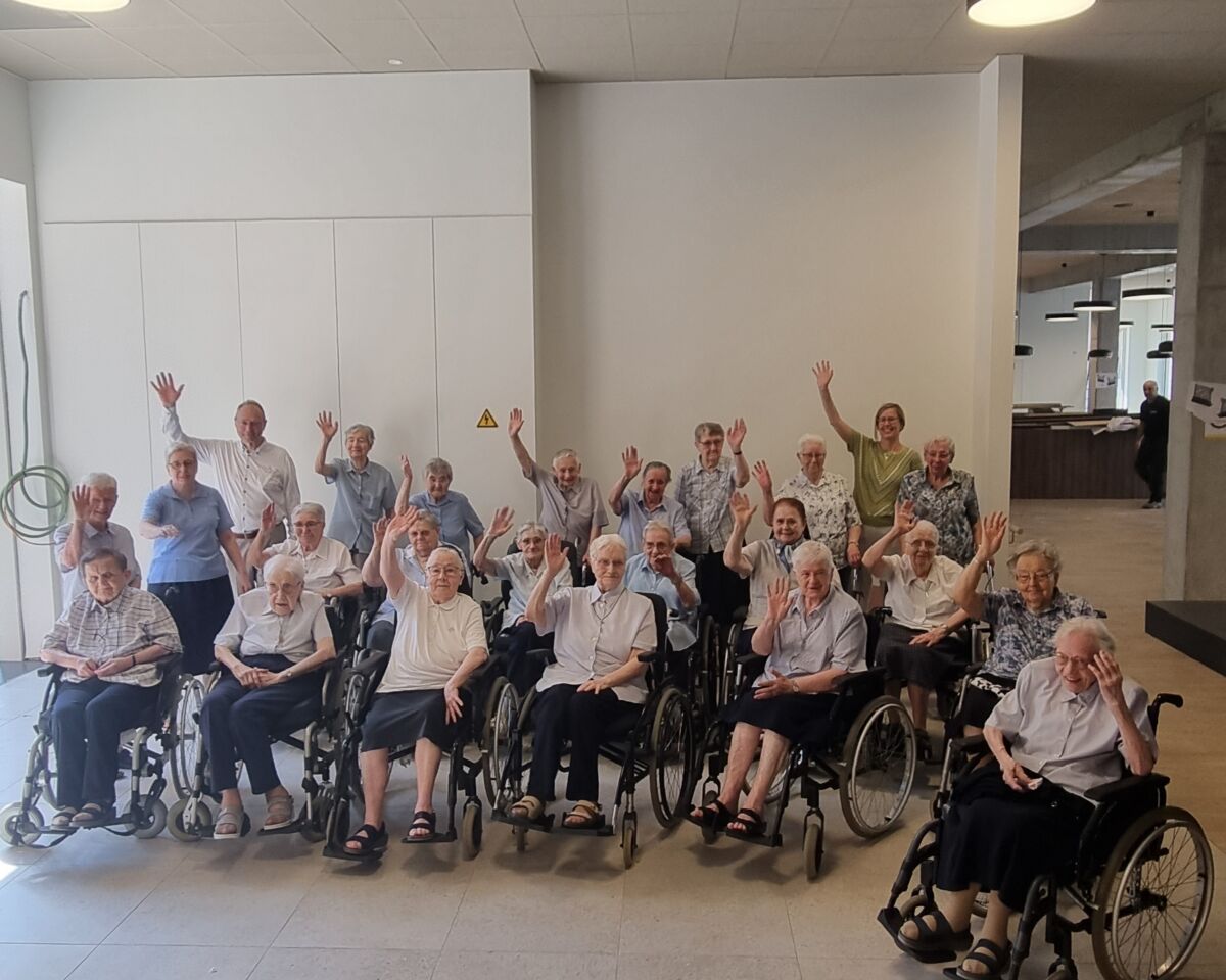 groepsfoto-zusters-congregatie